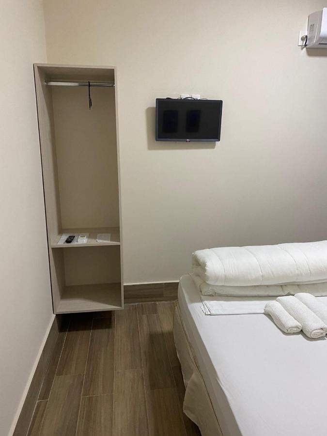 Avenida Hotel De Resende Bagian luar foto