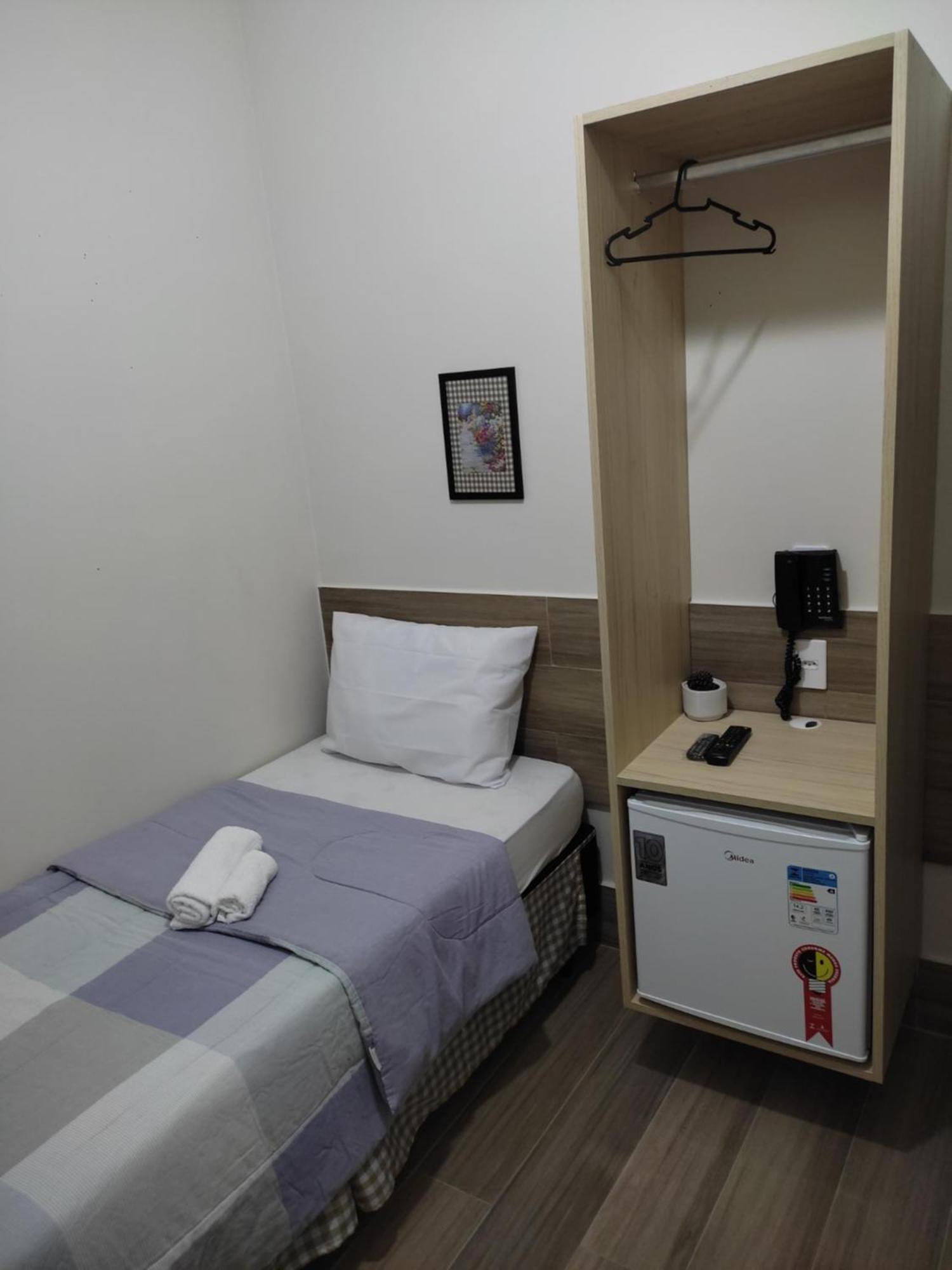Avenida Hotel De Resende Bagian luar foto